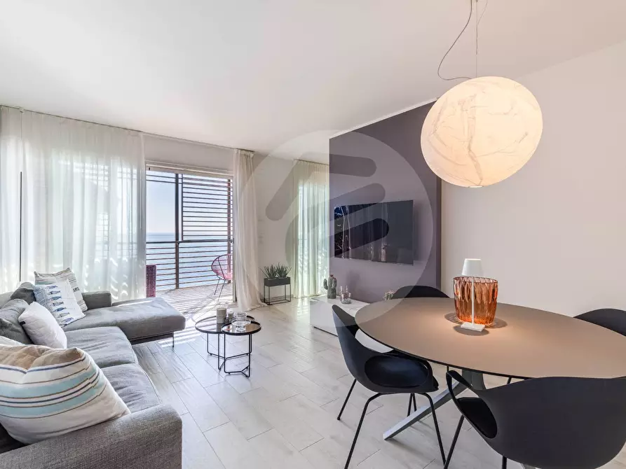 Immagine 14 di Appartamento in vendita  a Alassio