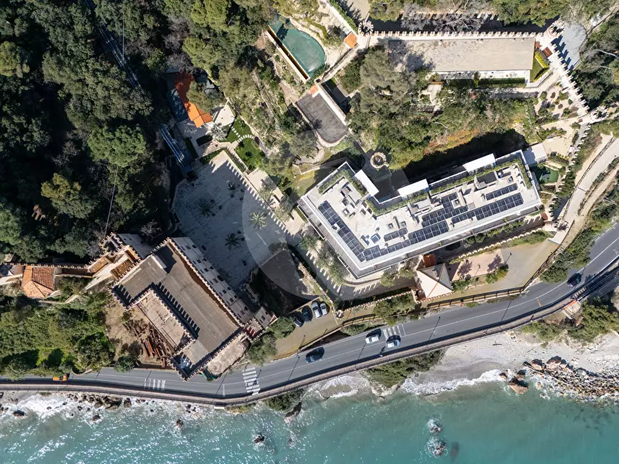 Immagine 3 di Appartamento in vendita  a Alassio