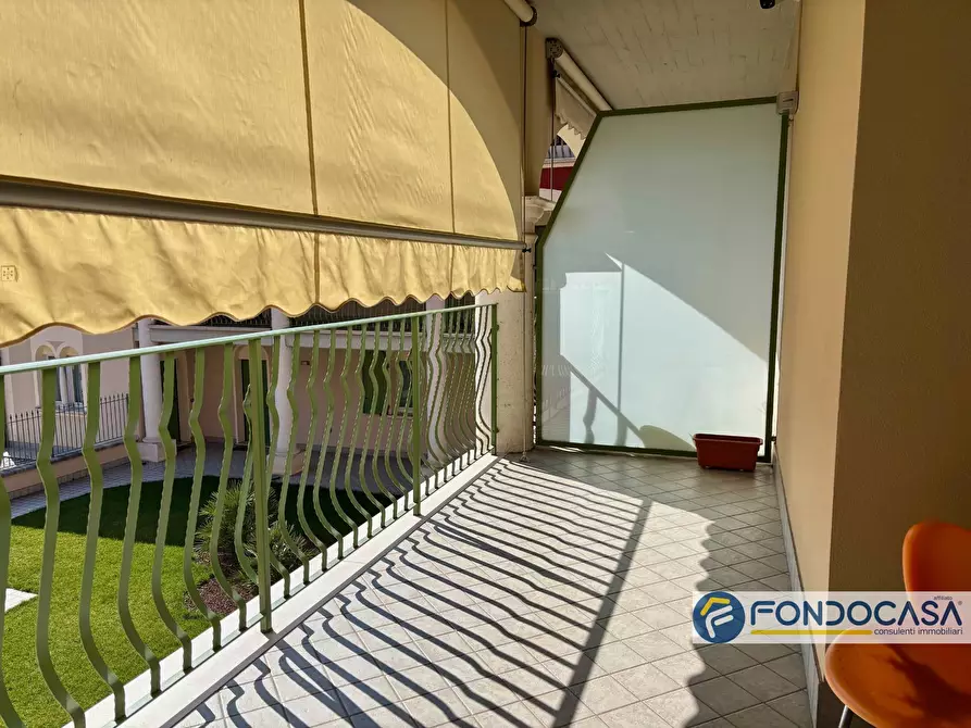 Immagine 20 di Appartamento in vendita  a Cologne