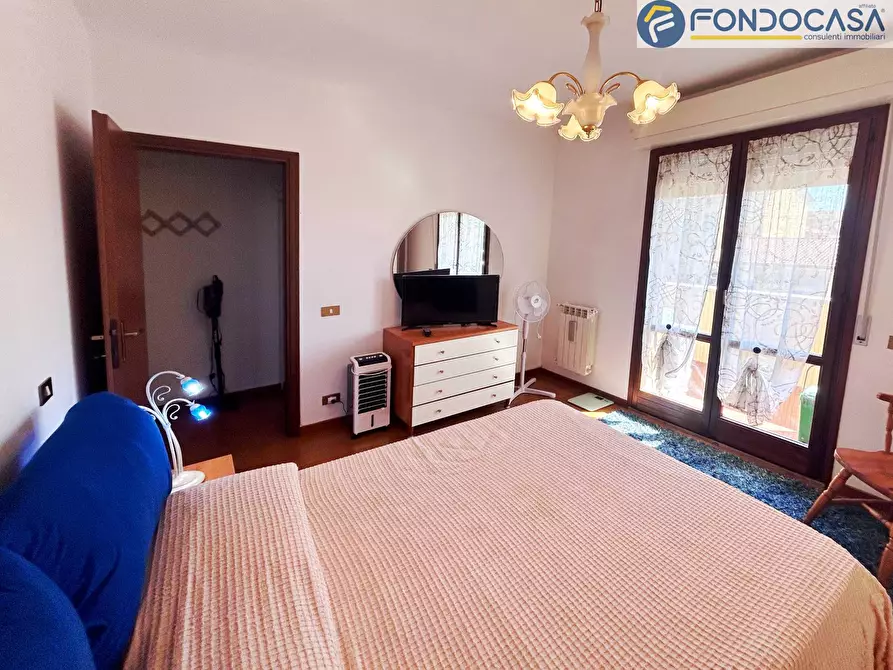 Immagine 28 di Appartamento in vendita  in Via Barsanti a Seravezza