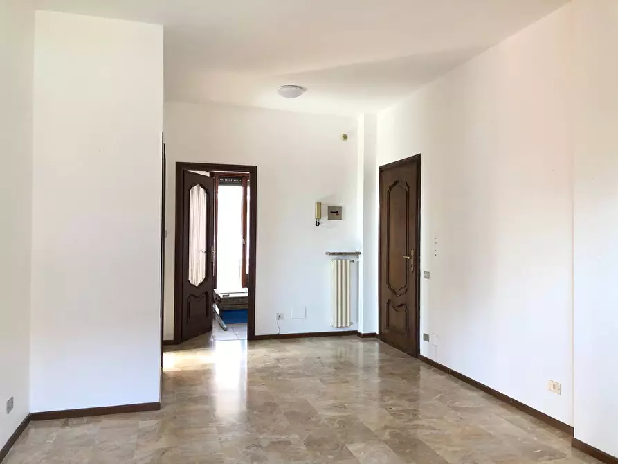 Immagine 3 di Appartamento in vendita  in VIA DELLE GINESTRE a Mondovì