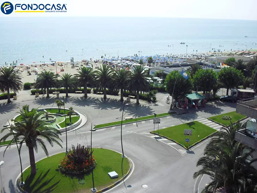 Immagine 23 di Appartamento in vendita  in Viale Vittoria a Alba Adriatica