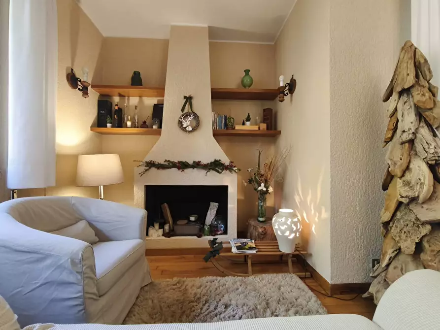 Immagine 2 di Appartamento in affitto  in Via Della Luna a Castione Della Presolana