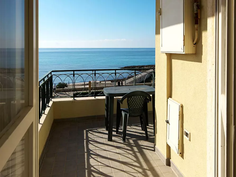 Immagine 7 di Appartamento in vendita  in via L.Ariosto a Gallipoli