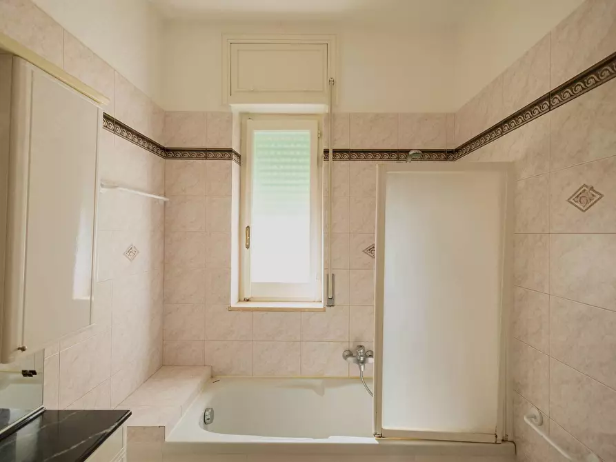 Immagine 22 di Appartamento in vendita  in via L.Ariosto a Gallipoli