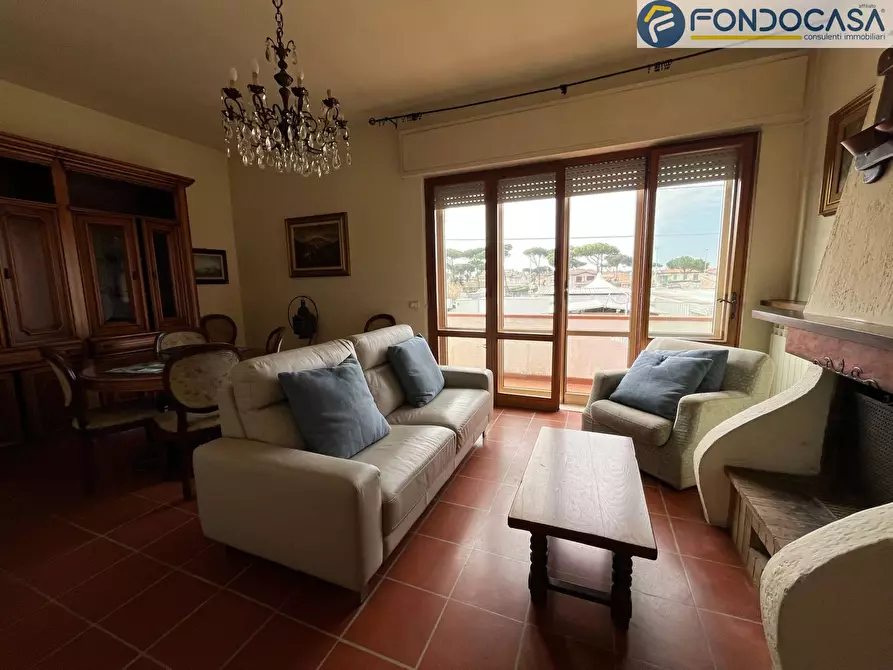 Immagine 6 di Casa bifamiliare in vendita  in via Macchia Monteggiorini a Camaiore