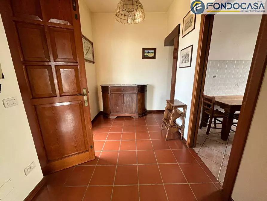 Immagine 3 di Casa bifamiliare in vendita  in via Macchia Monteggiorini a Camaiore