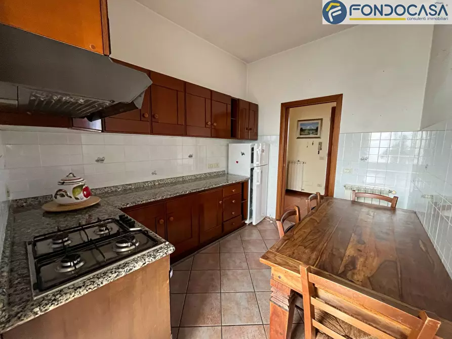 Immagine 11 di Casa bifamiliare in vendita  in via Macchia Monteggiorini a Camaiore