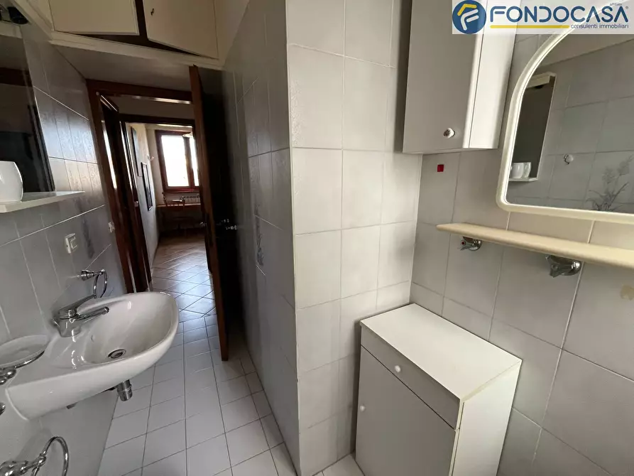 Immagine 19 di Casa bifamiliare in vendita  in via Macchia Monteggiorini a Camaiore