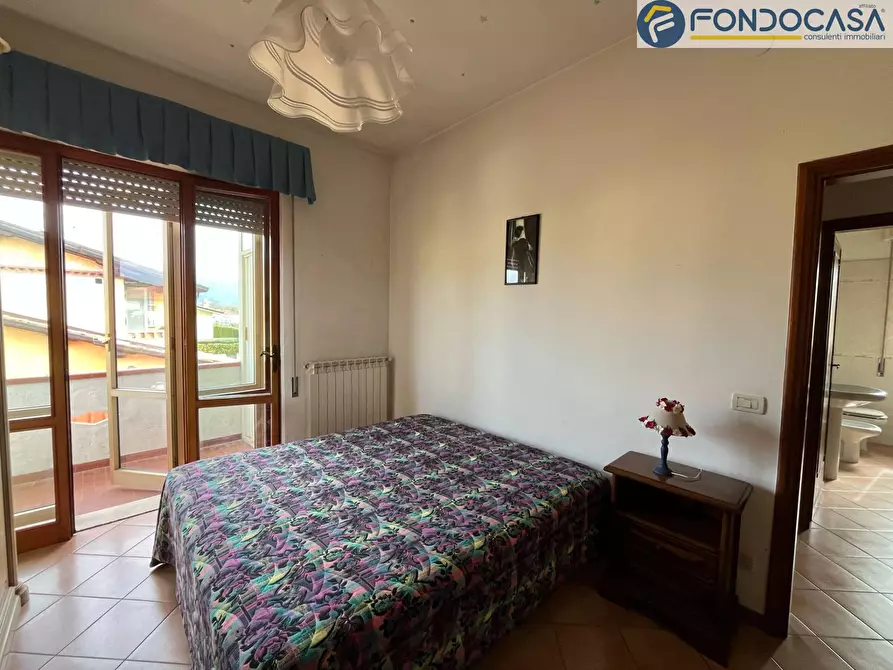 Immagine 26 di Casa bifamiliare in vendita  in via Macchia Monteggiorini a Camaiore