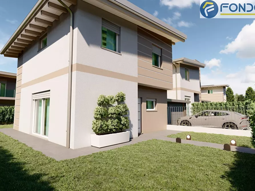 Immagine 16 di Casa bifamiliare in vendita  in Via dei MIlle a Forte Dei Marmi