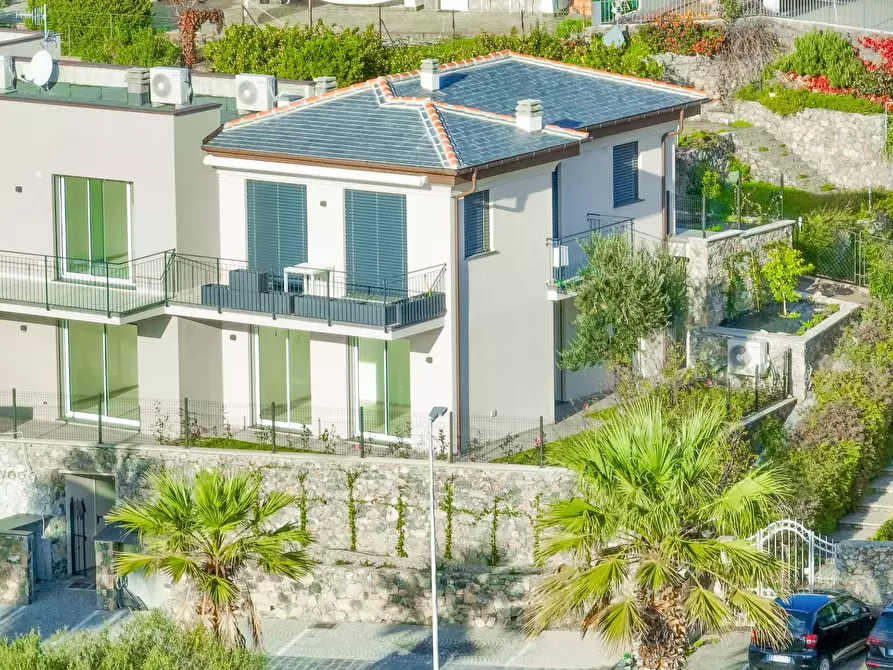 Immagine 4 di Appartamento in vendita  in Via Trento e Trieste a Borgio Verezzi