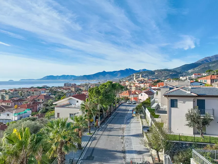 Immagine 6 di Appartamento in vendita  in Via Trento e Trieste a Borgio Verezzi