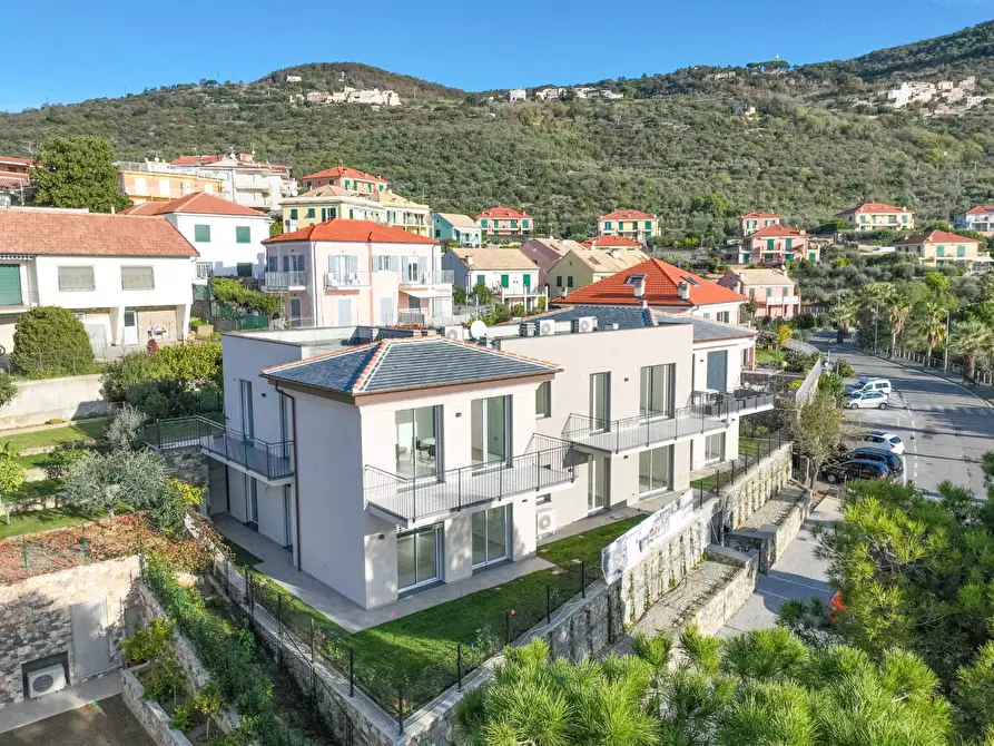 Immagine 7 di Appartamento in vendita  in Via Trento e Trieste a Borgio Verezzi