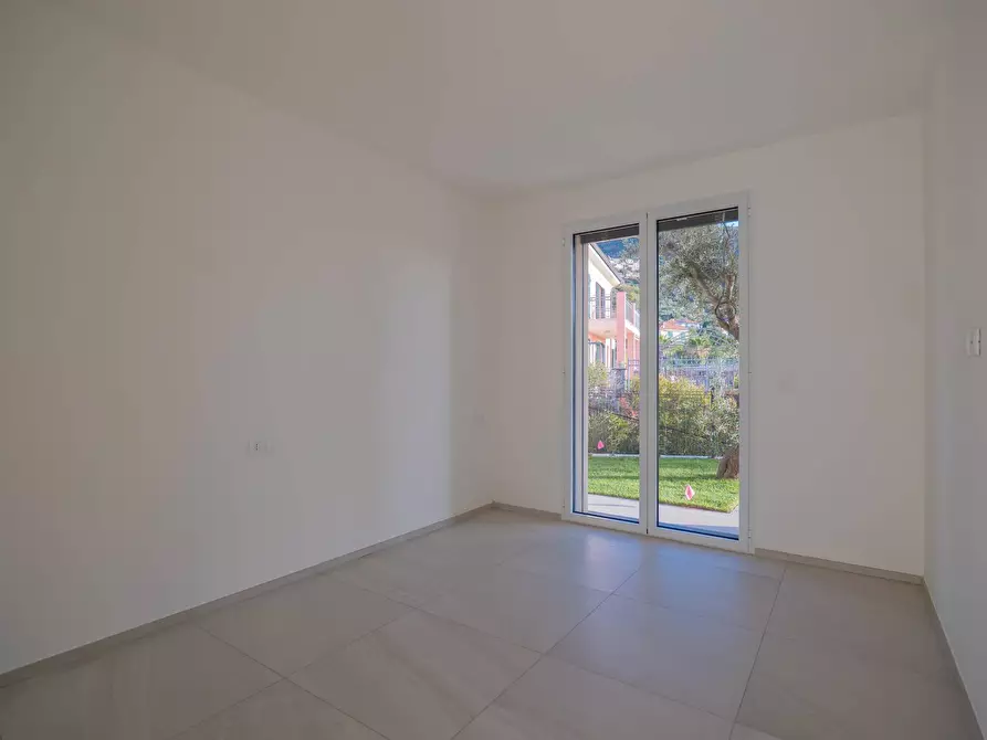 Immagine 26 di Appartamento in vendita  in Via Trento e Trieste a Borgio Verezzi