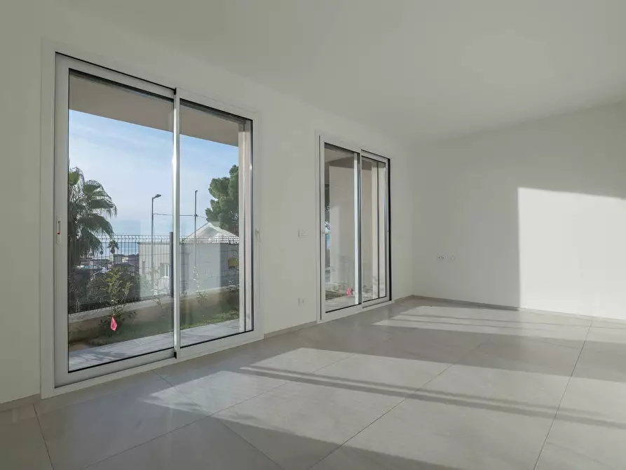 Immagine 27 di Appartamento in vendita  in Via Trento e Trieste a Borgio Verezzi