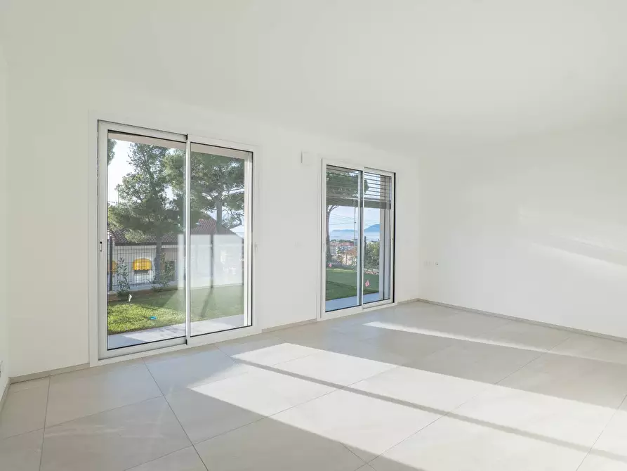 Immagine 29 di Appartamento in vendita  in Via Trento e Trieste a Borgio Verezzi