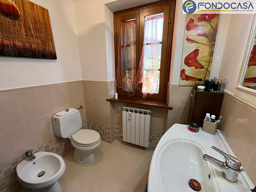 Immagine 12 di Casa semindipendente in vendita  in Via di Rosi a Camaiore