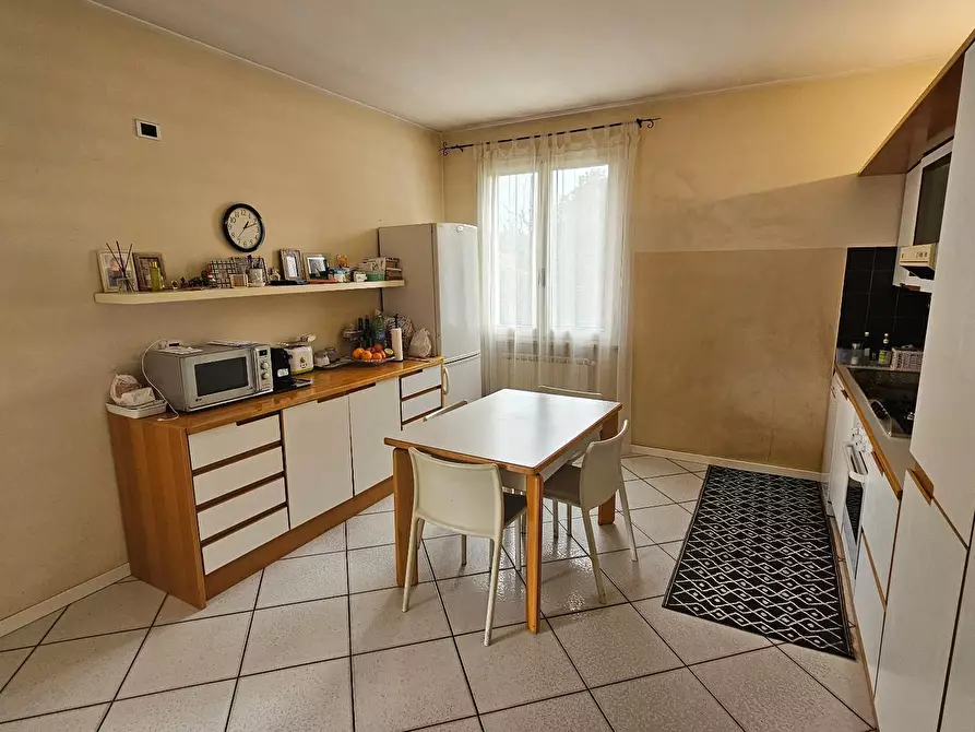 Immagine 16 di Villa in vendita  in Via Fiume Montone Abbandonato a Ravenna