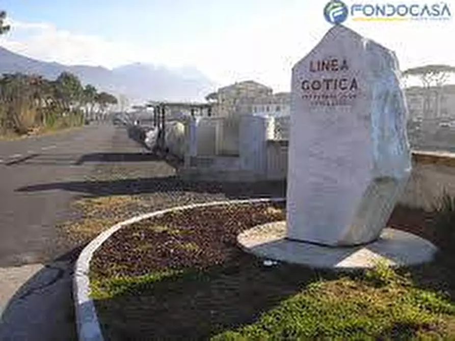 Immagine 21 di Appartamento in vendita  in Via Marietta a Montignoso