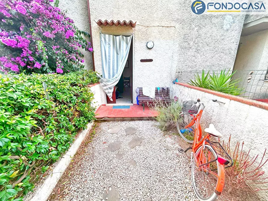 Immagine 2 di Appartamento in vendita  in Via Marietta a Montignoso