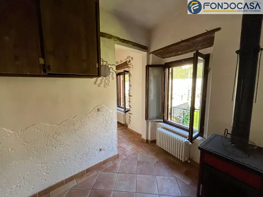 Immagine 12 di Casa semindipendente in vendita  in Via Sterpi a Camaiore