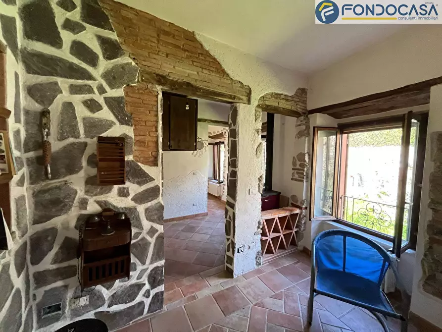 Immagine 11 di Casa semindipendente in vendita  in Via Sterpi a Camaiore