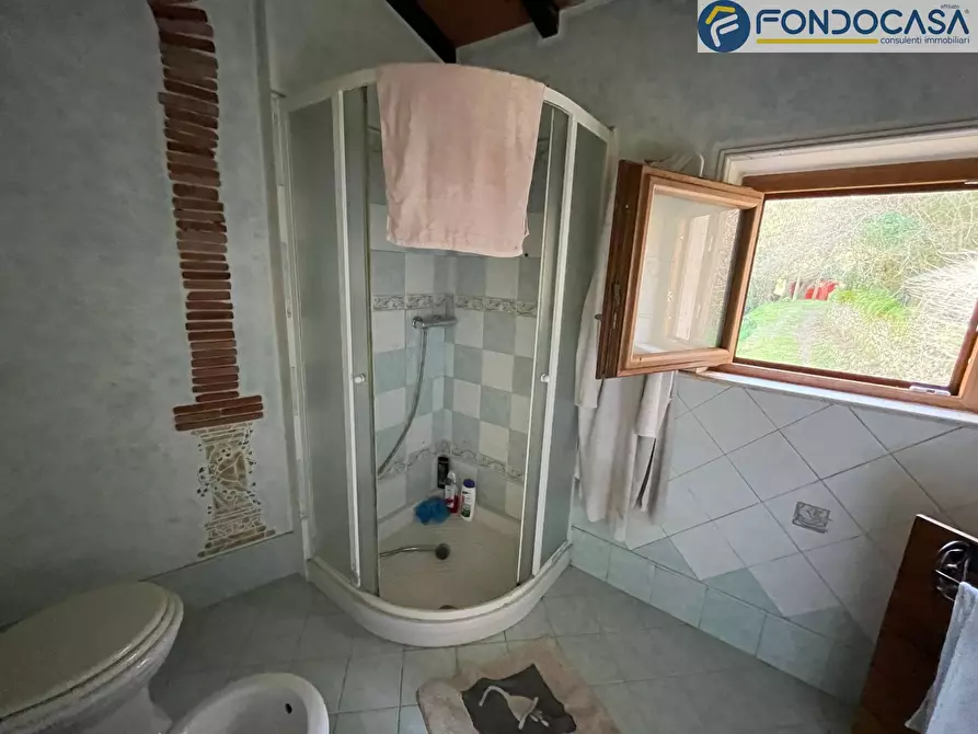 Immagine 14 di Casa semindipendente in vendita  in Via Sterpi a Camaiore