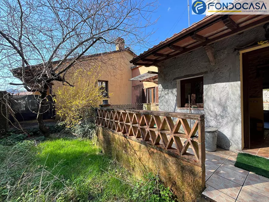 casa indipendente in vendita a Camaiore