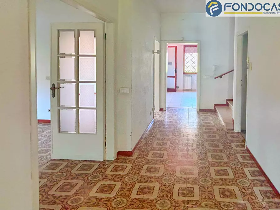 Immagine 5 di Villa in vendita  in Via Federigi a Seravezza