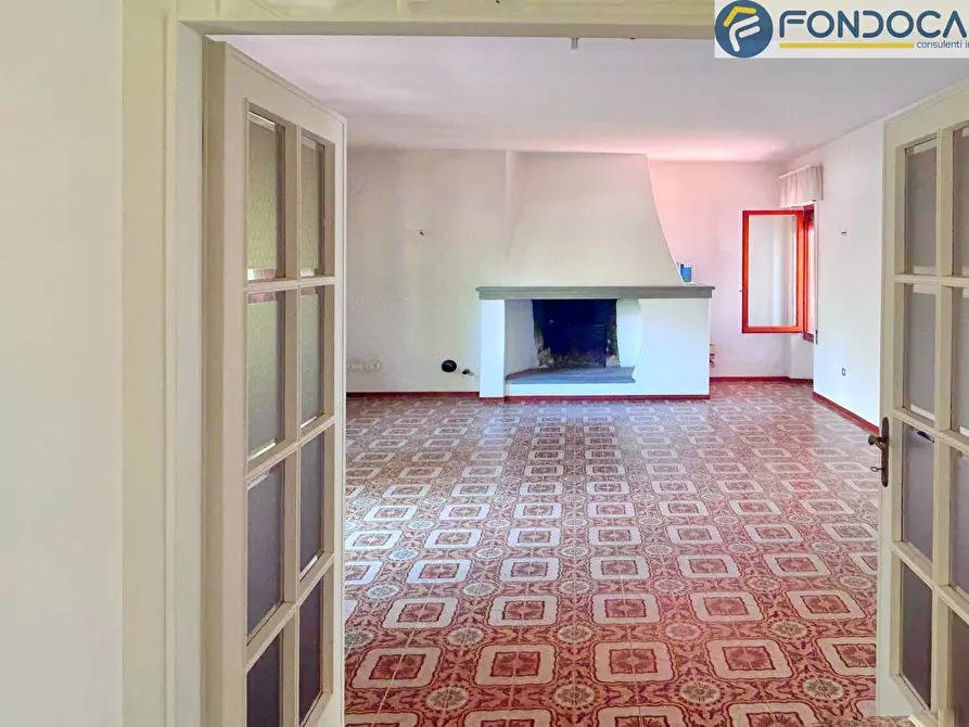 Immagine 6 di Villa in vendita  in Via Federigi a Seravezza