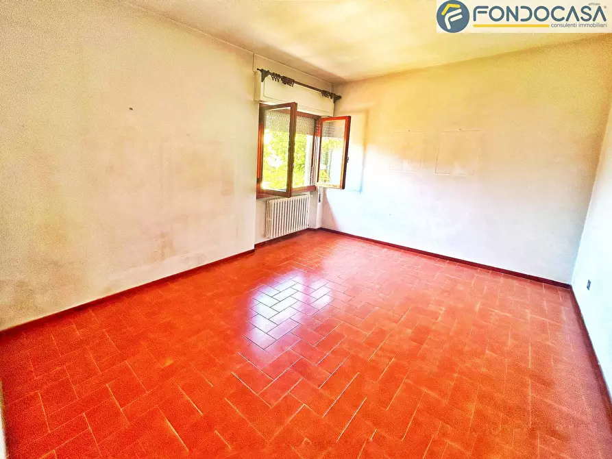 Immagine 27 di Villa in vendita  in Via Federigi a Seravezza