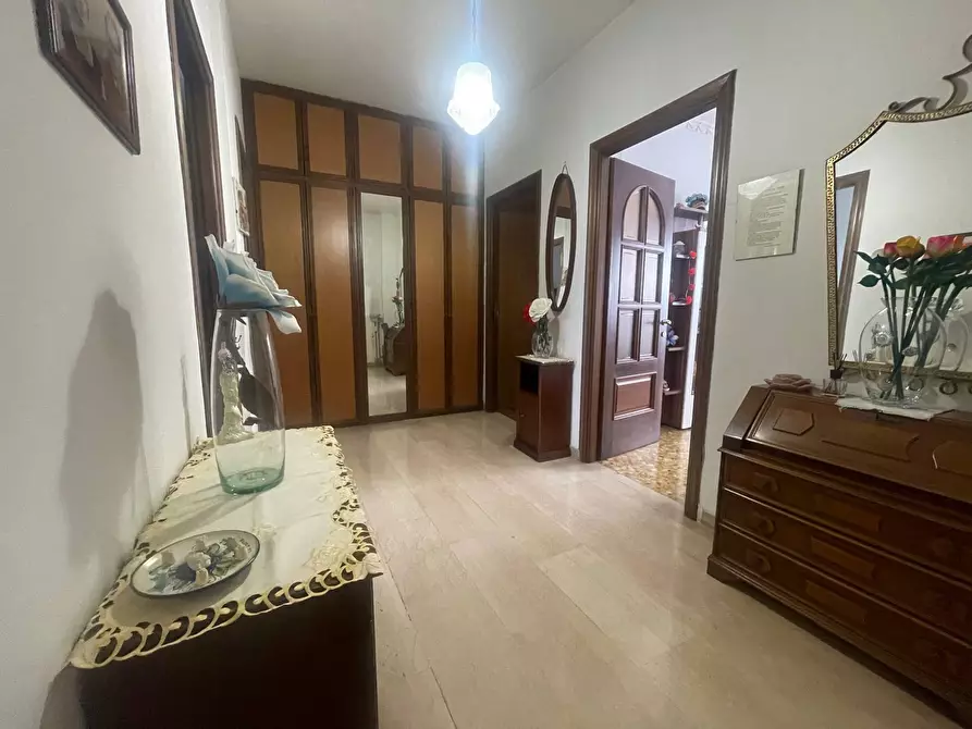 Immagine 21 di Appartamento in vendita  in via Ogliaro a Torino