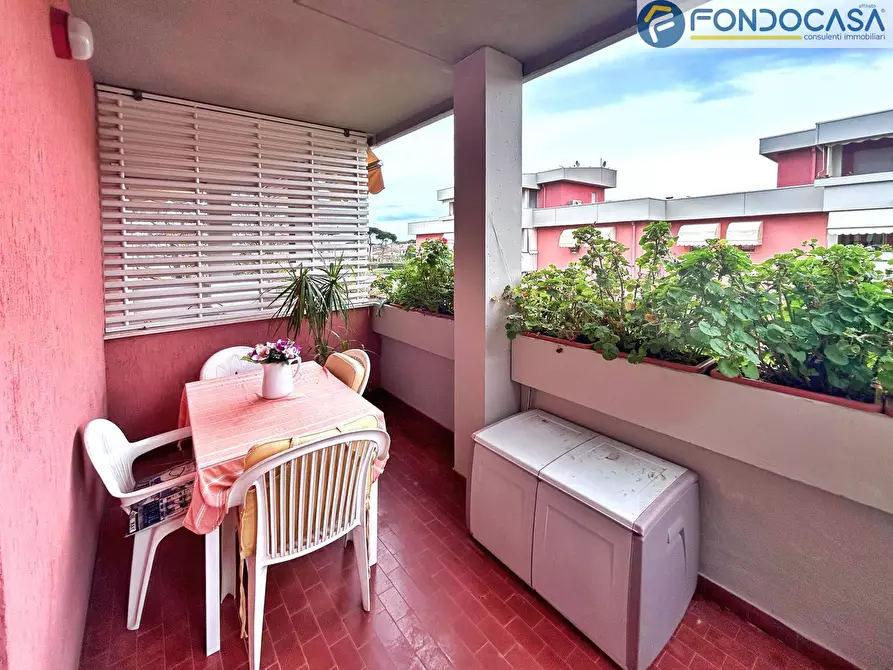 Immagine 11 di Appartamento in vendita  in Via Buonarroti a Forte Dei Marmi