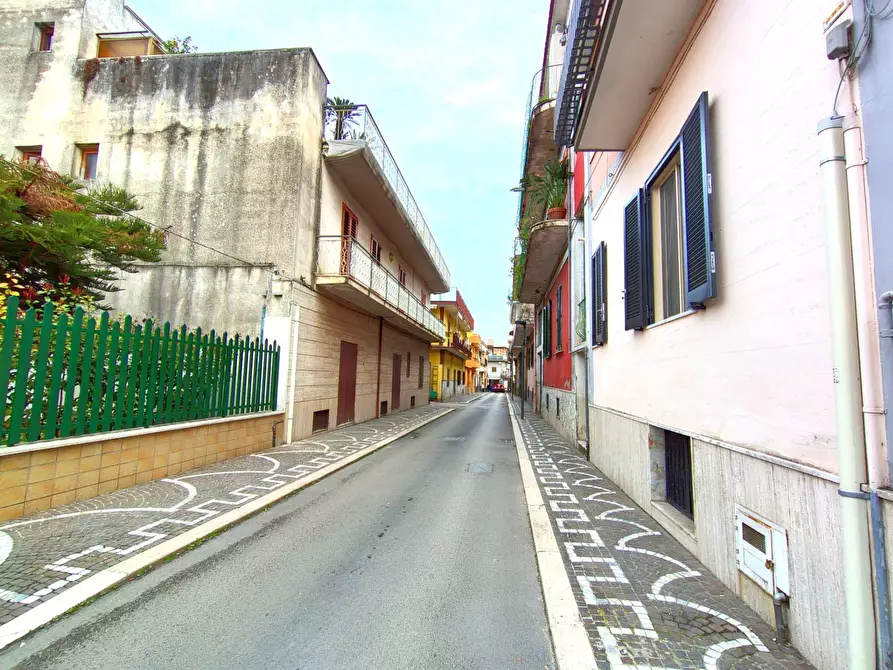 Immagine 4 di Ufficio in vendita  a Brusciano