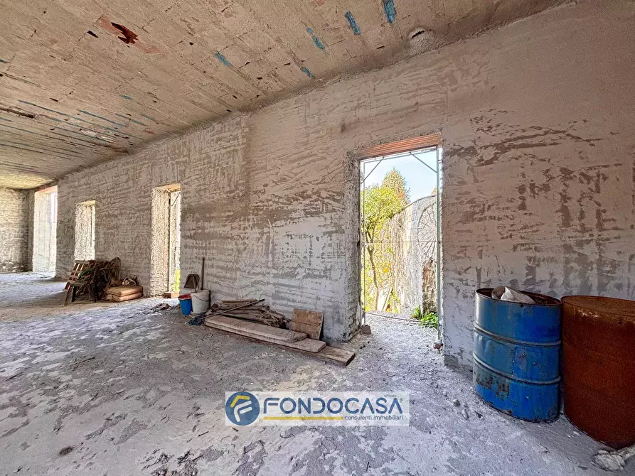 Immagine 17 di Casa indipendente in vendita  in VIA SELE a Sant'antimo