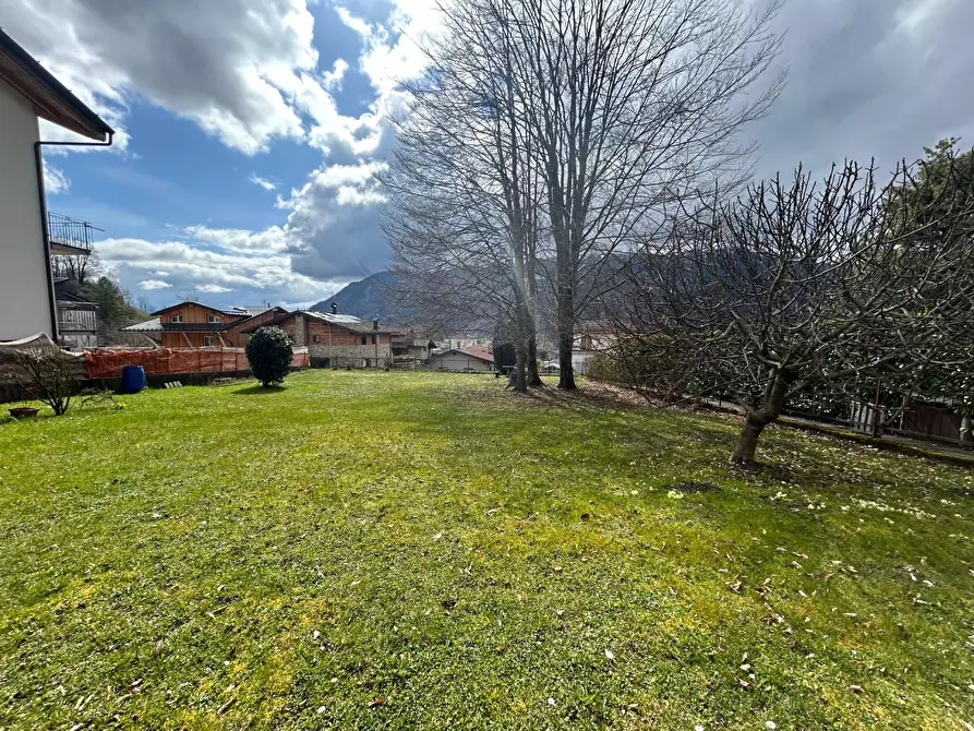 Immagine 19 di Appartamento in vendita  in Via San Defendente a Clusone