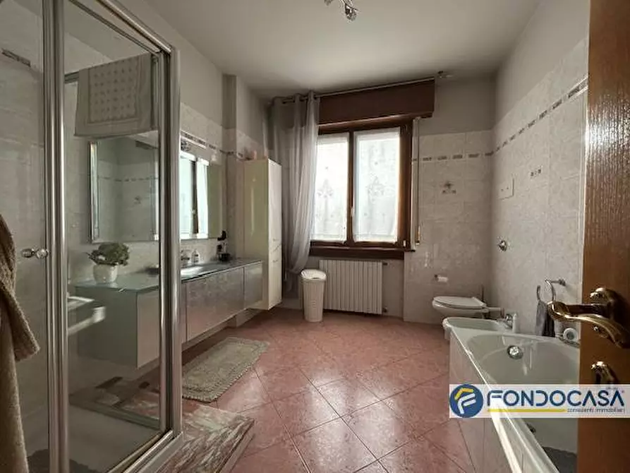 Immagine 25 di Appartamento in vendita  a Palazzolo Sull'oglio