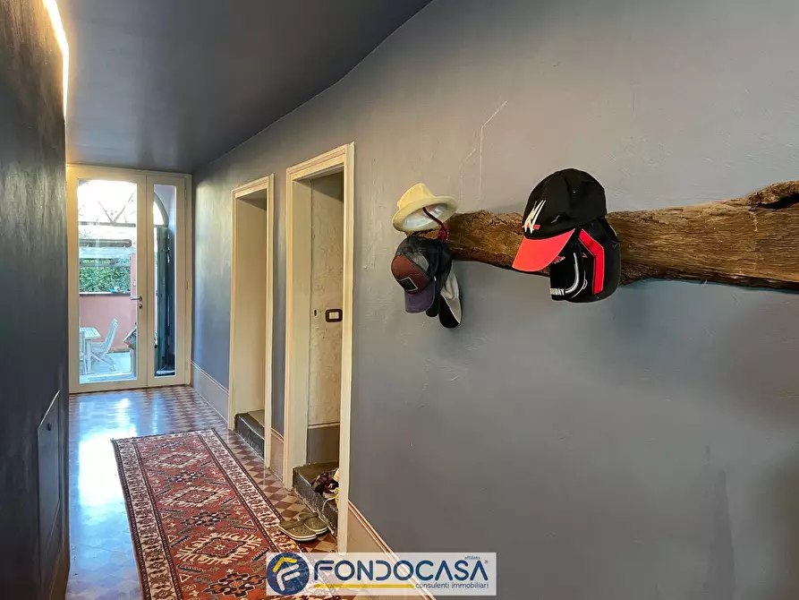 Immagine 14 di Villa in vendita  a Brescia