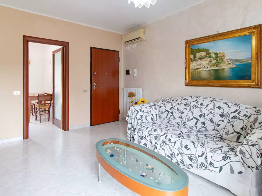 Immagine 2 di Appartamento in vendita  in Viale Giuseppe Verdi a Montecorvino Pugliano