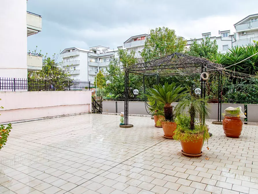 Immagine 1 di Appartamento in vendita  in Viale Giuseppe Verdi a Montecorvino Pugliano