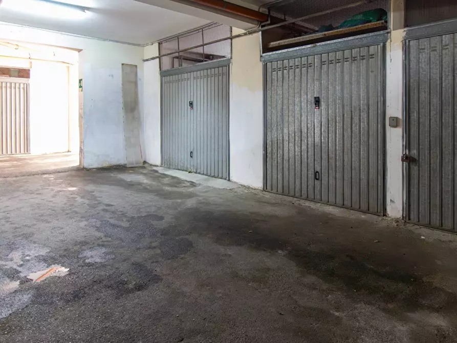 Immagine 26 di Appartamento in vendita  in Viale Giuseppe Verdi a Montecorvino Pugliano