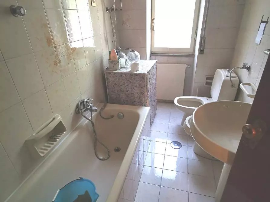 Immagine 8 di Appartamento in vendita  in Via Demetrio Moscato a Salerno