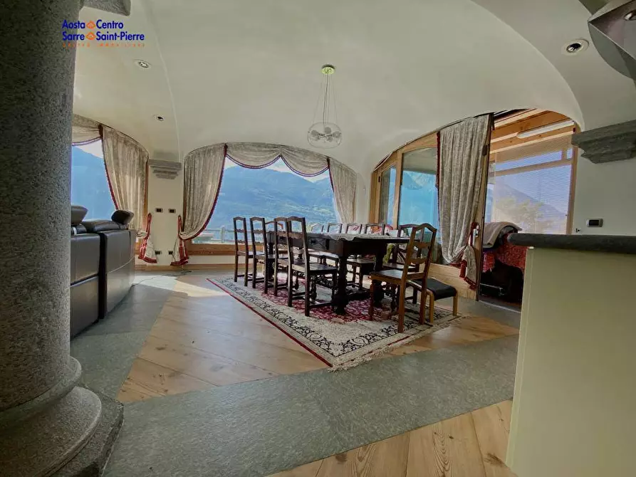 Immagine 5 di Villa in vendita  in Località Tholaseche a Nus