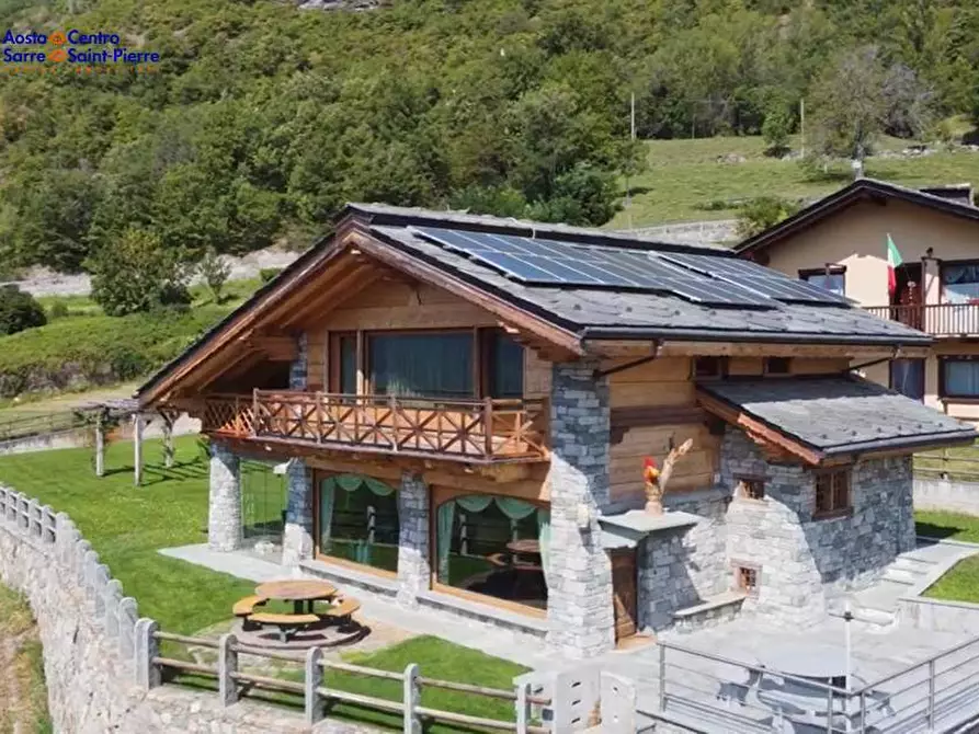 Immagine 19 di Villa in vendita  in Località Tholaseche a Nus