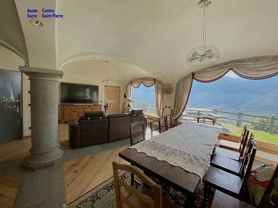 Immagine 3 di Villa in vendita  in Località Tholaseche a Nus