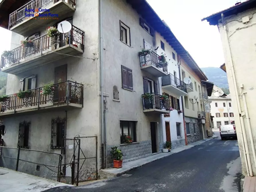 Immagine 2 di Ufficio in affitto  in via Pierino Chanoux a Villeneuve