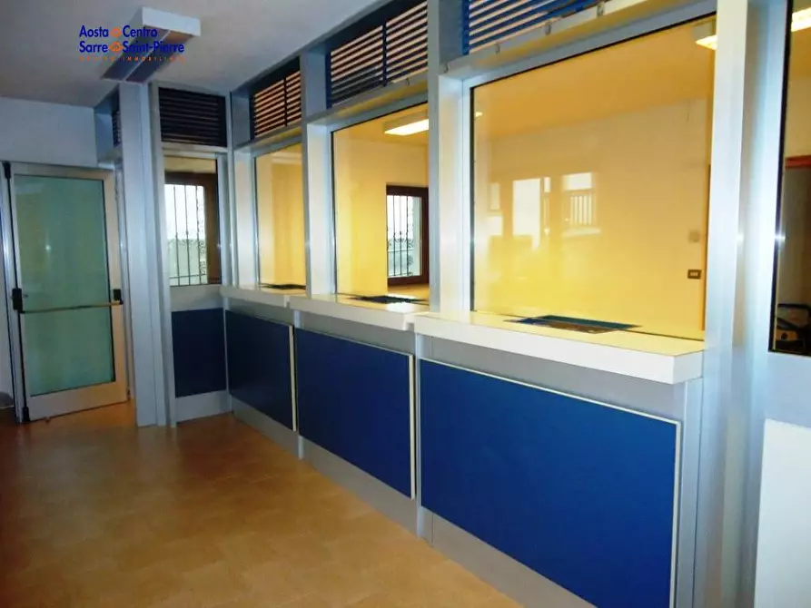 Immagine 3 di Ufficio in affitto  in via Pierino Chanoux a Villeneuve