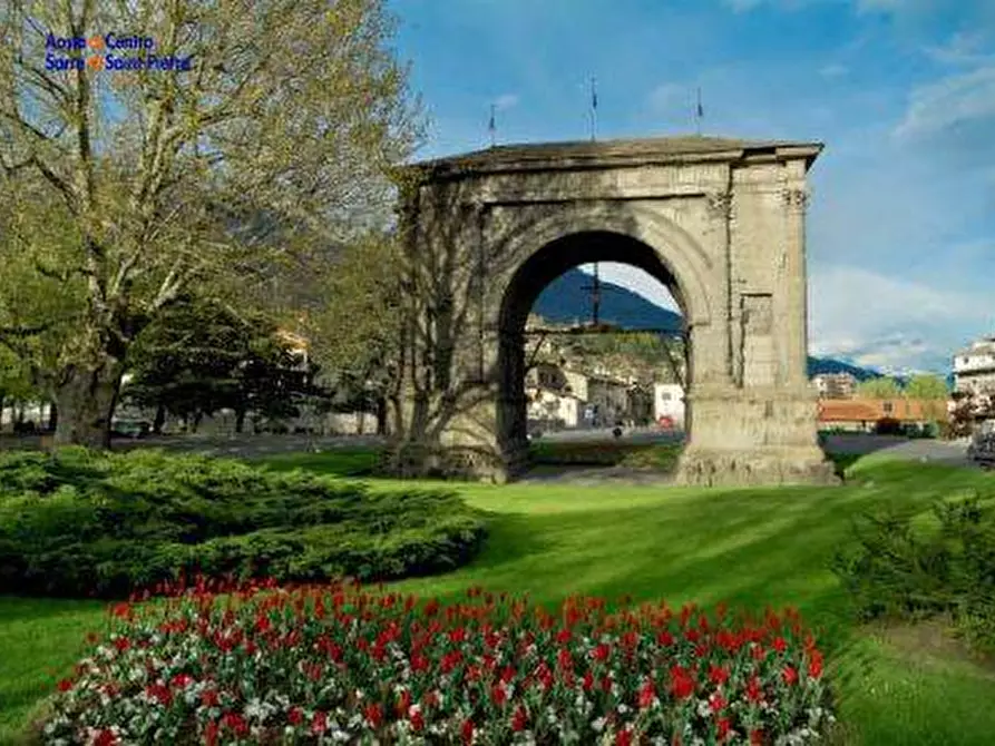 Immagine 5 di Attività commerciale in vendita  in Aosta a Aosta