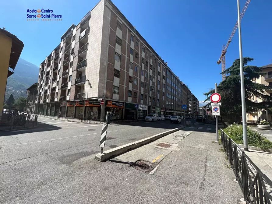 Immagine 1 di Appartamento in vendita  in Via Festaz a Aosta